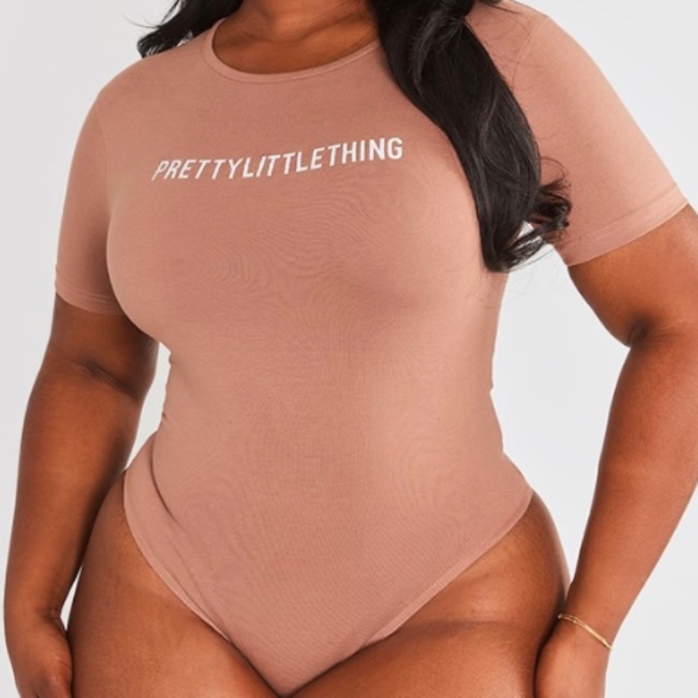 PRETTY LITTLE THING BODYSUIT